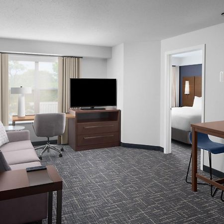 Residence Inn By Marriott Холланд Экстерьер фото